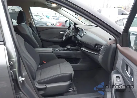 2021 Nissan Rogue Sv Intelligent Awd z USA, uszkodzony, nr VIN 5N1AT3BB0MC774583